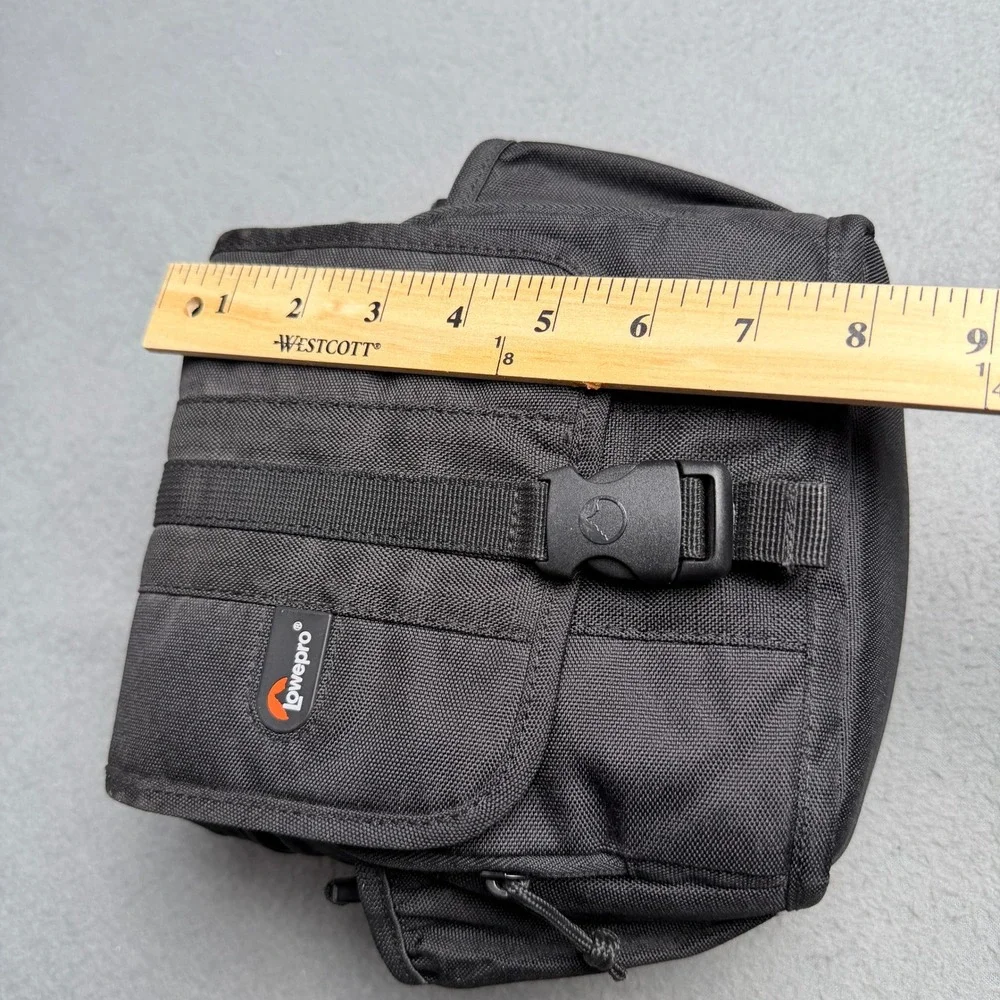 Lowepro Black Camera Bag Padded Orange Interior Shoulder Case with SD Slot